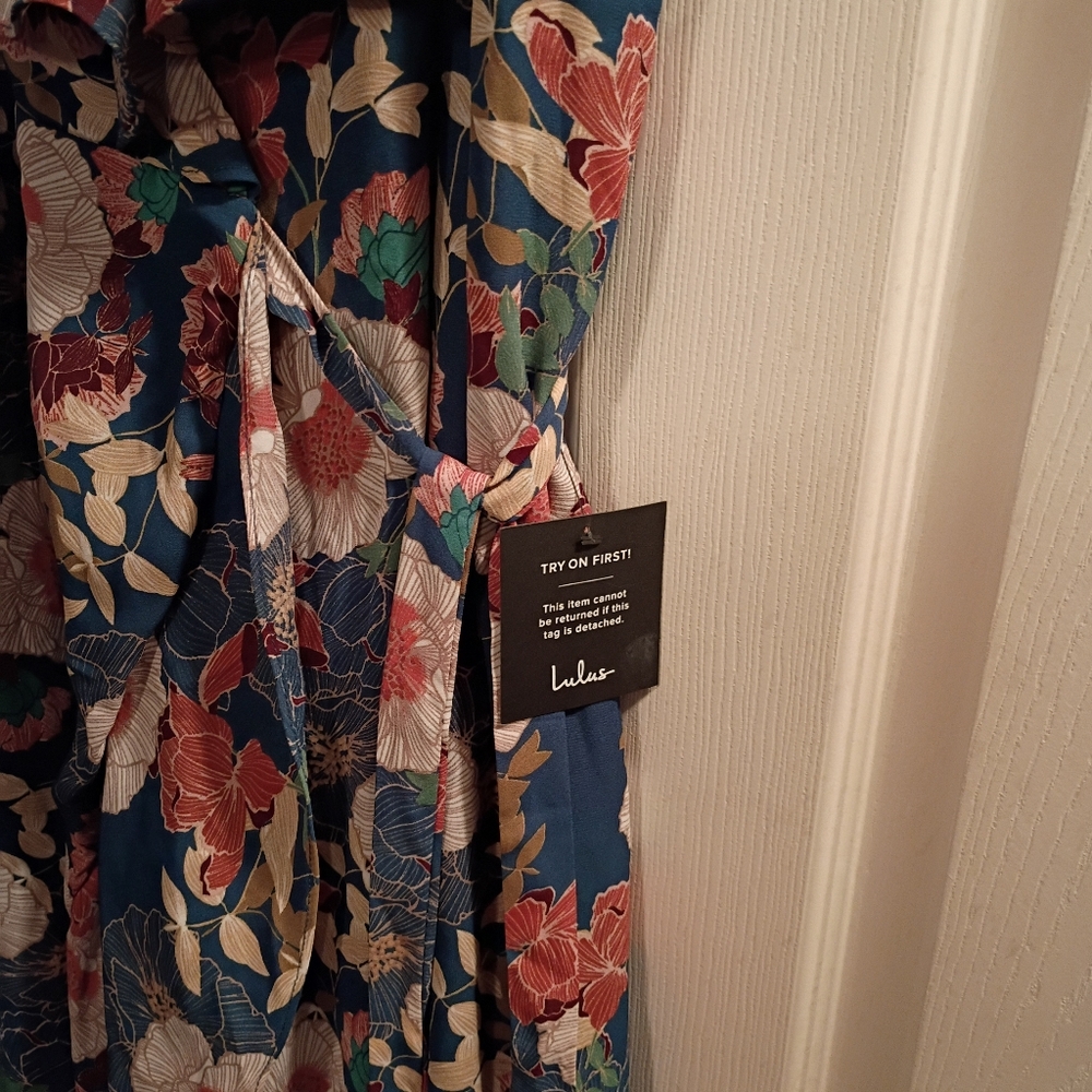 NWT Lulu's Floral Of Shoulder Chiffon Wrap Dress - Picture 2 of 11